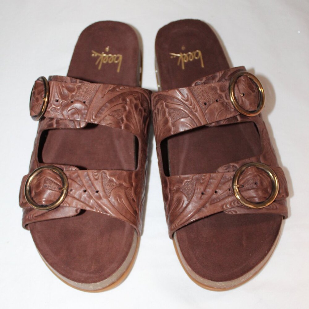 NWB Beek Jery Chocolate WooJery Dad Sandals Buckle Flats 9
